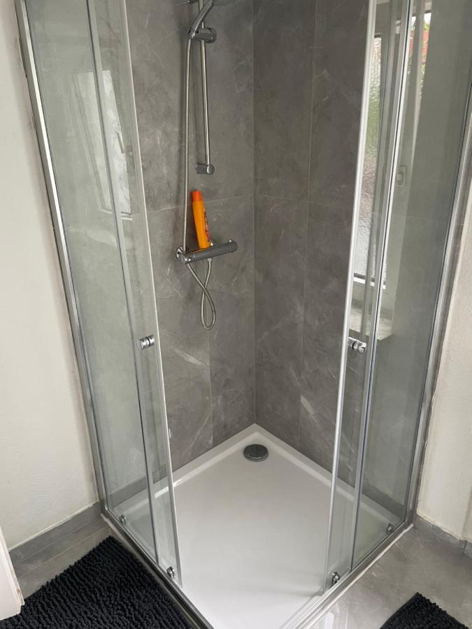 Ferienwohnung Monteurwohnung Kassel Zentral Ll Exteriör bild